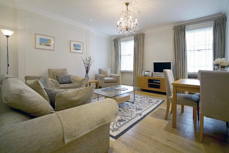 17 Hertford Street ลอนดอน ภายนอก รูปภาพ